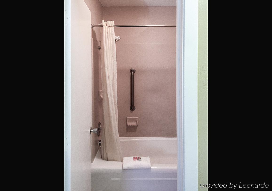 Rodeway Inn West Dodge Ομάχα Εξωτερικό φωτογραφία