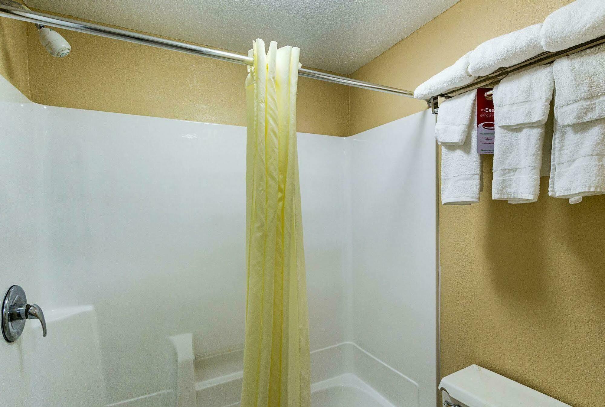 Rodeway Inn West Dodge Ομάχα Εξωτερικό φωτογραφία